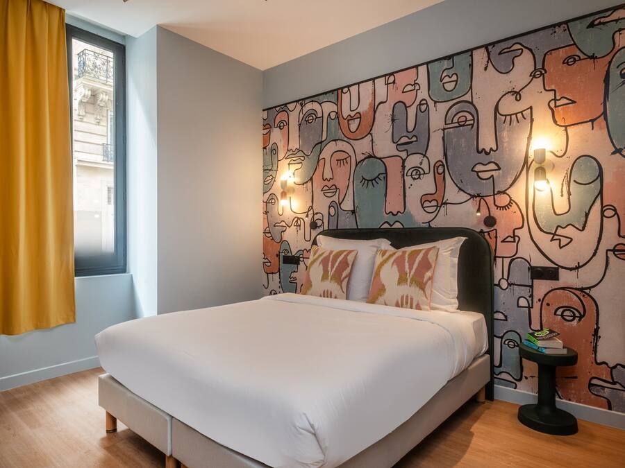 Desk, iron/ironing board, free WiFi