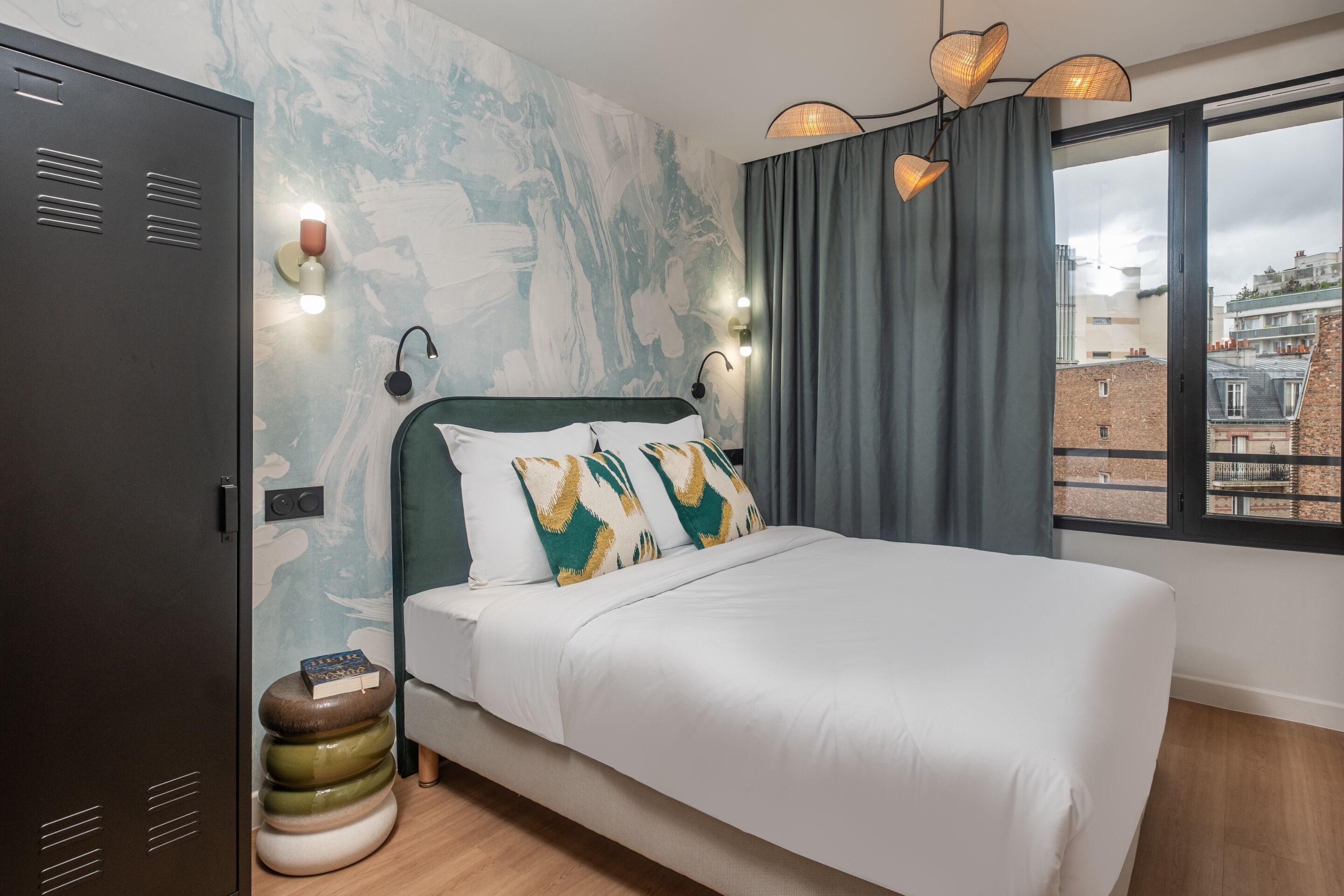 Desk, iron/ironing board, free WiFi