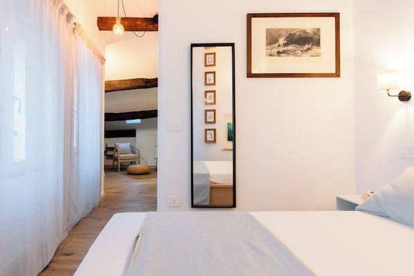 1 habitación, wifi y ropa de cama