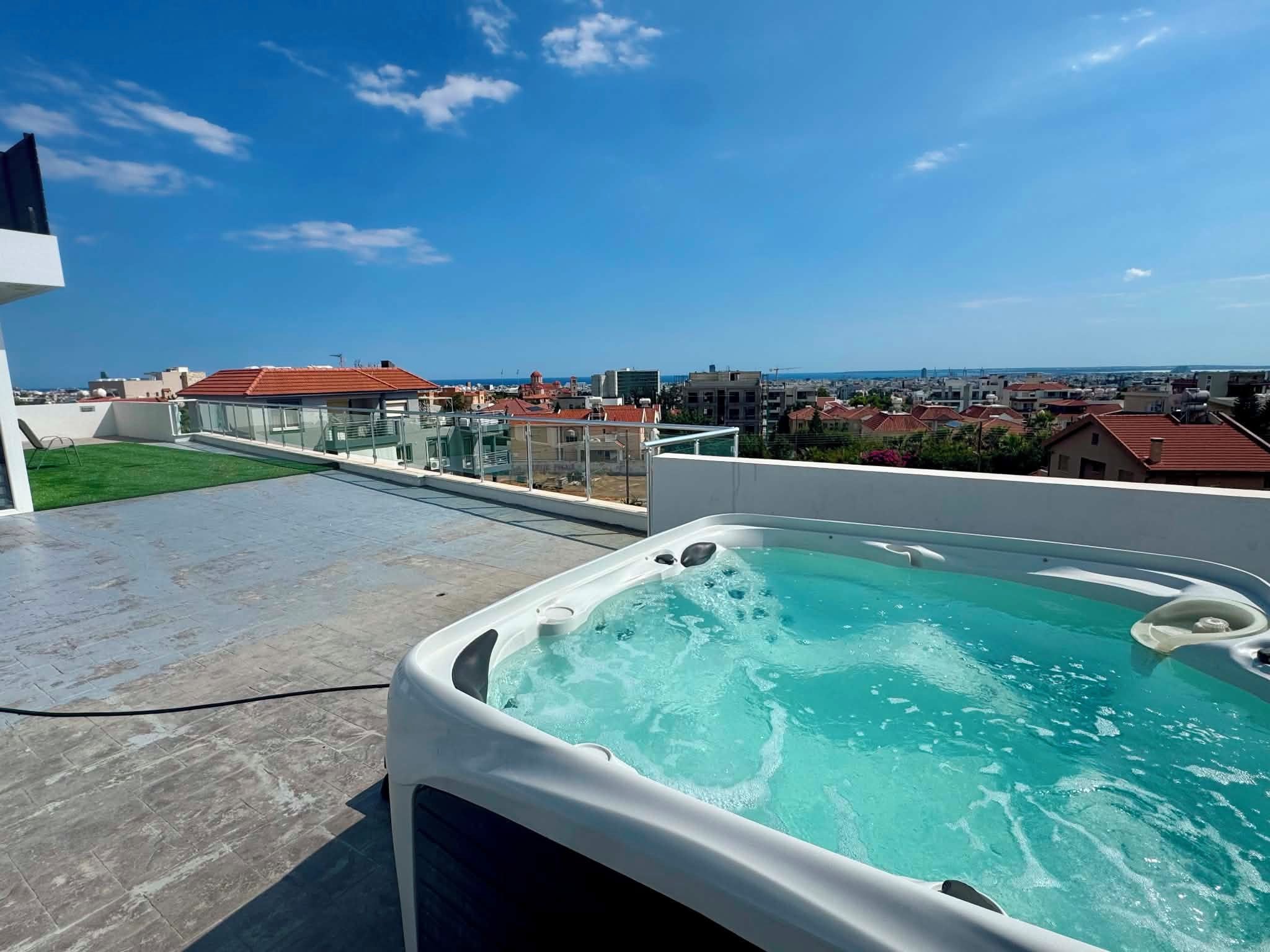 Apartment, 3 Bedrooms, Accessible, Smoking | Pool