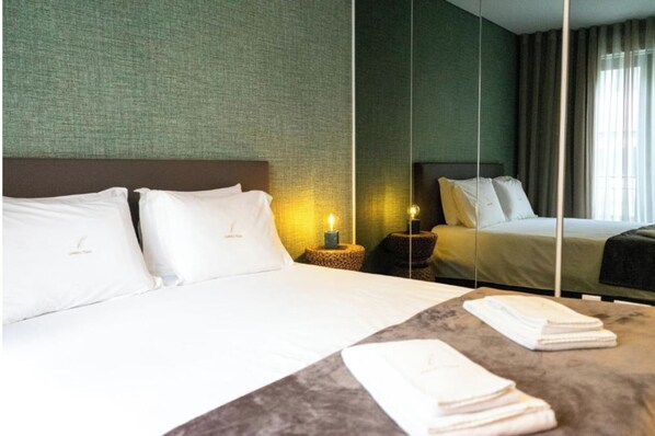 1 quarto, ferros/tábuas de passar roupa, Wi-Fi, roupa de cama