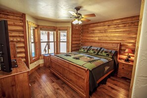 4 Schlafzimmer, Bügeleisen/Bügelbrett, Reisekinderbett, kostenloses WLAN