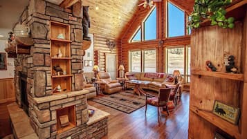 Smart TV, fireplace, offices