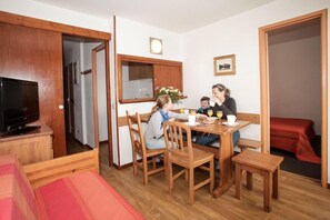 Dining - 100m from resort center, tv, 21m², Tignes (Tignes)