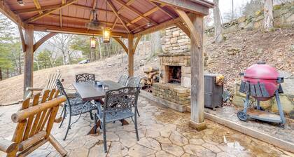 Private Boat Dock: Lakefront Cabin in Camdenton