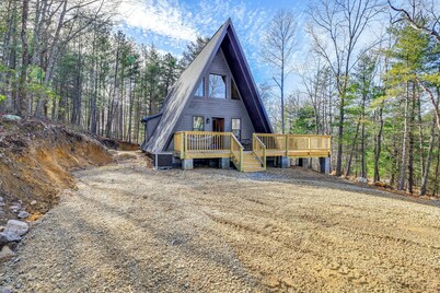 Wytheville A-frame Cabin w/ Wraparound Deck