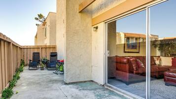 Apartment (2 Bedrooms) | Bahagian dalam