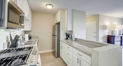 2 Mi to Beaches: Condo w/ Patio in Port Hueneme!