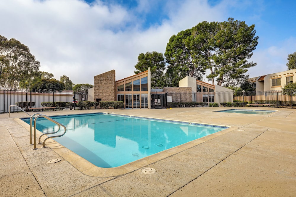 2 Mi to Beaches: Condo w/ Patio in Port Hueneme! - Pierpont Bay, CA