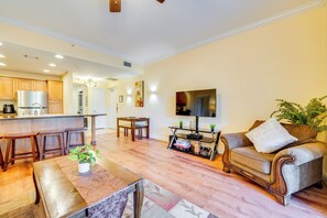 Apartment (3 Bedrooms) | Interior - 12 Mi to Wdw: Resort Condo w/ Community Hot Tub! (Kissimmee)