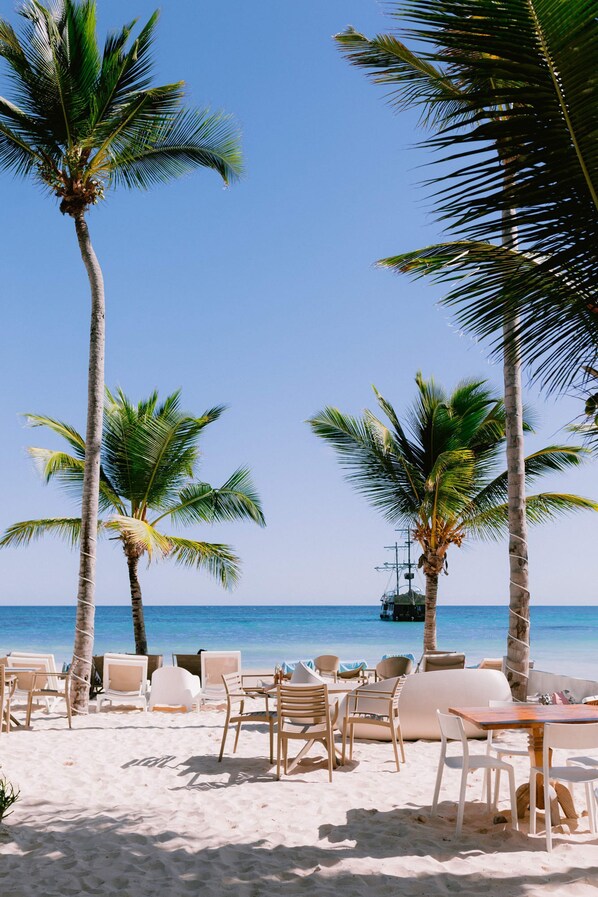 Apartment | 3 bedrooms - Luxury 3 Bedroom Apartment at the Beach (Punta Cana)