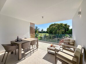 House | 3 bedrooms - Spectacular Golf Front 3BR Apartment! (Punta Cana)