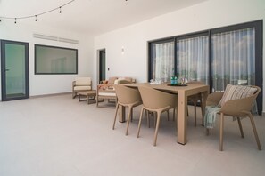 3 bedrooms - Luxury Penthouse 3 Bedroom Ocean Views (Punta Cana)