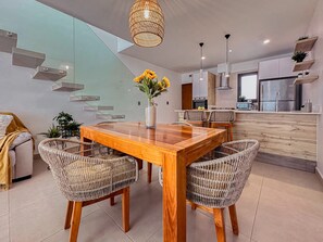 3 bedrooms, Internet - Fantastic Beach Penthouse With Rooftop BBQ (Punta Cana)