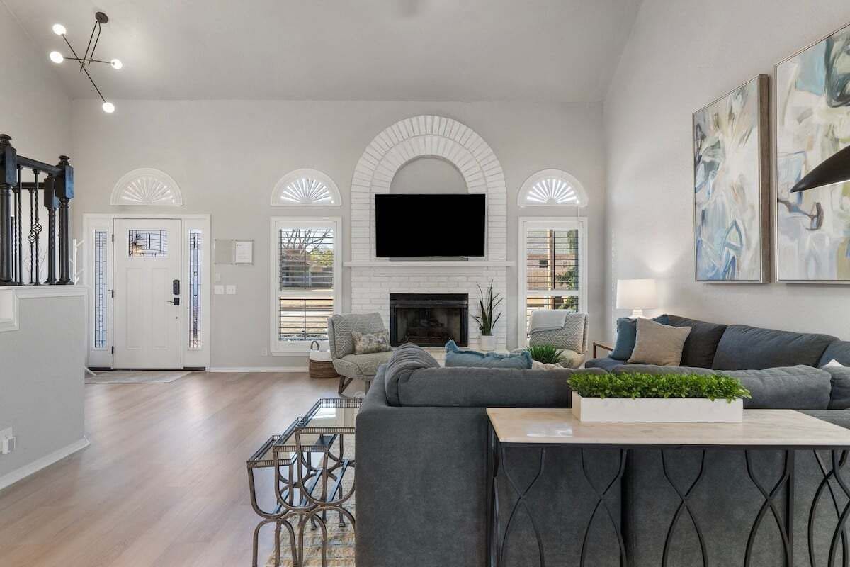 智能電視、壁爐、電子遊戲、足球機