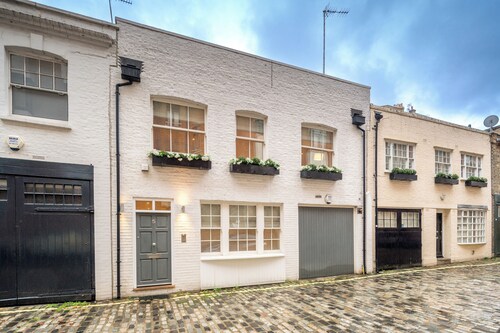 Elegant house near Regent's Park