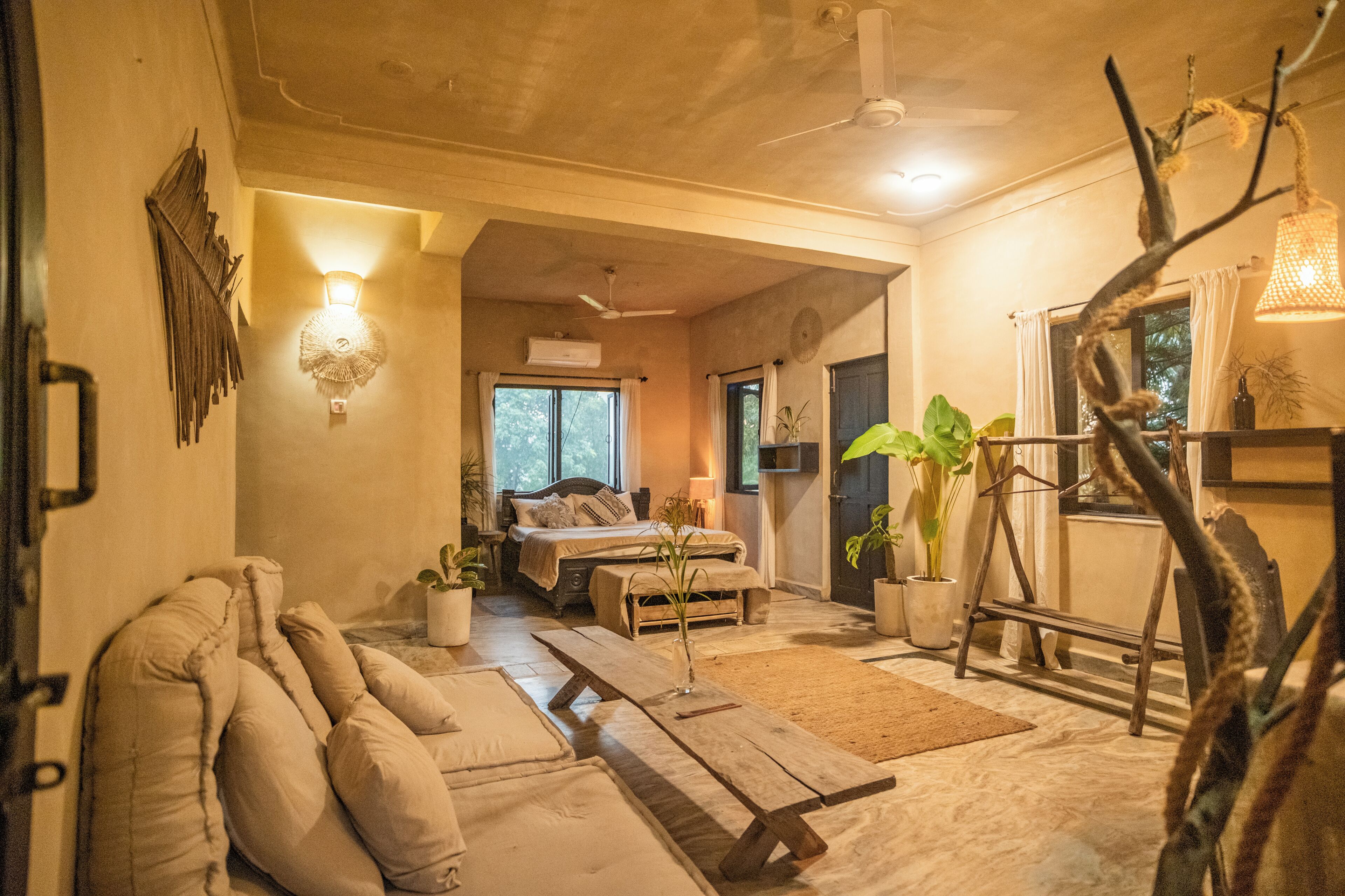 Luxury Room | Living area