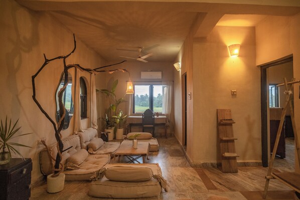 Premium Room | Living area