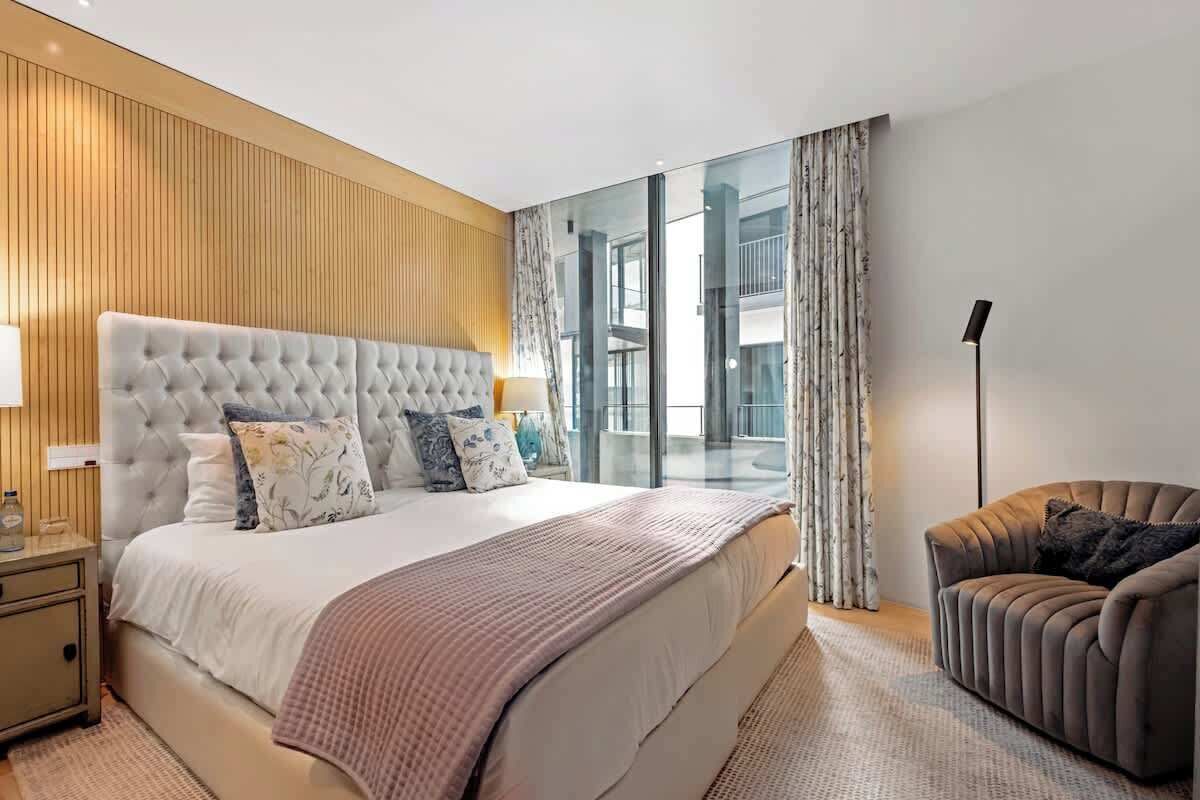 2 bedrooms, iron/ironing board, travel cot, free WiFi