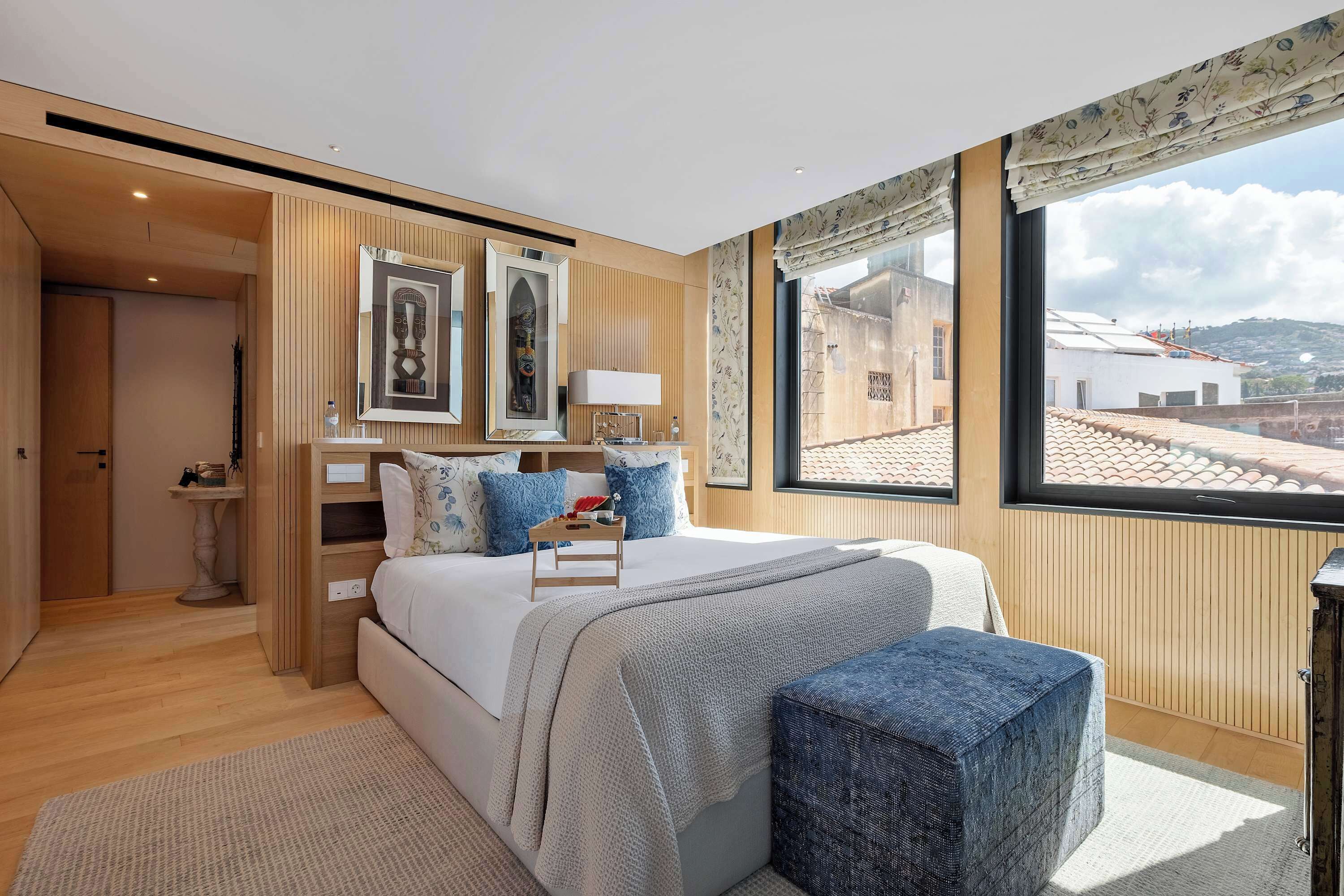 2 bedrooms, iron/ironing board, travel cot, free WiFi