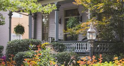 The Raleigh Oakwood Inn Vacation Home