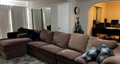 Spacious 4-bedroom home with refreshing pool. AC and WiFi in vibrant Las Vegas