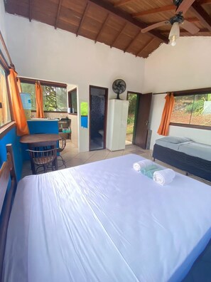 Appartement, terras, uitzicht op zee | 1 slaapkamer, gratis wifi