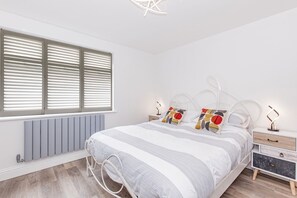 2 bedrooms, iron/ironing board, WiFi, bed sheets - Luxury 2 Bedroom, 2 Bathroom Apartment - Oxford (Oxford)