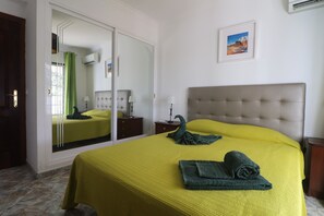 7 chambres, fer et planche à repasser, Wi-Fi gratuit, draps fournis