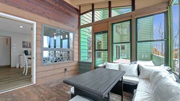 House, Multiple Bedrooms | Dining