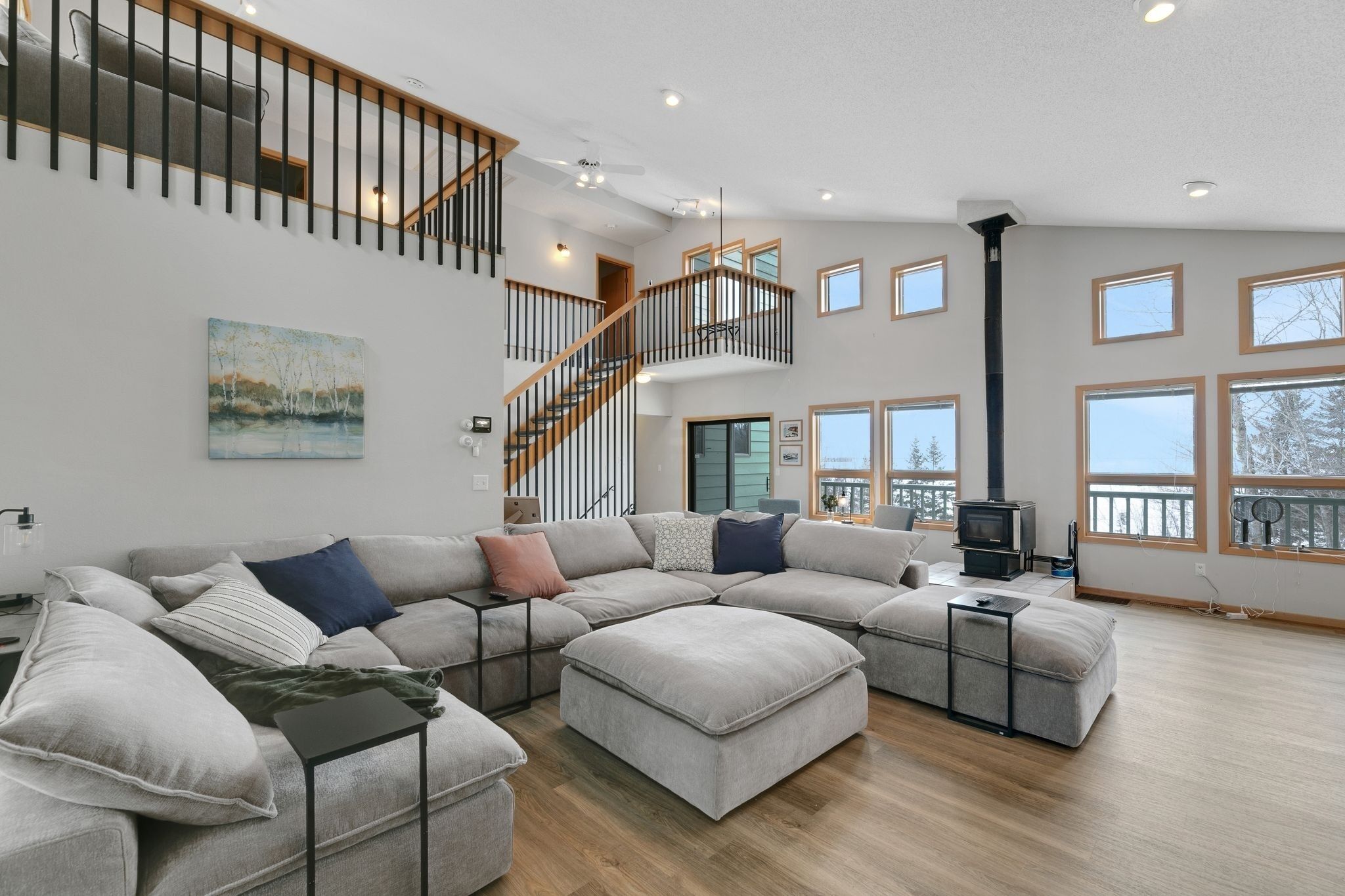 獨棟房屋, 多間臥室 | 起居區 | 串流服務