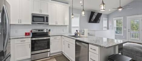 Villa, 3 Bedrooms | Private kitchen | Fridge, oven, coffee/tea maker, toaster