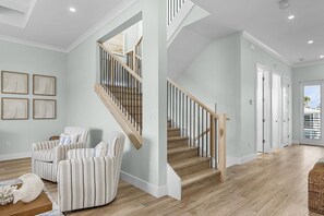 House, 6 Bedrooms | Interior