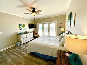 5 bedrooms, desk, iron/ironing board, free WiFi - Beachfront Duplex in Morgantown (Gulf Shores)