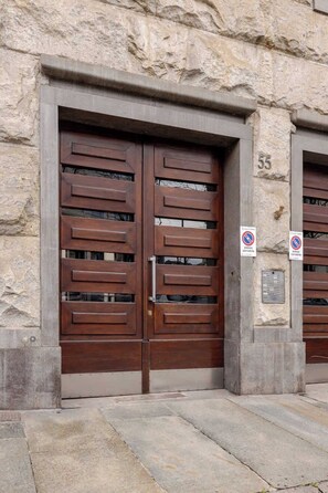 تفاصيل الفندق من الخارج