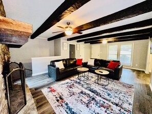 Smart-TV, peis og fotballspill