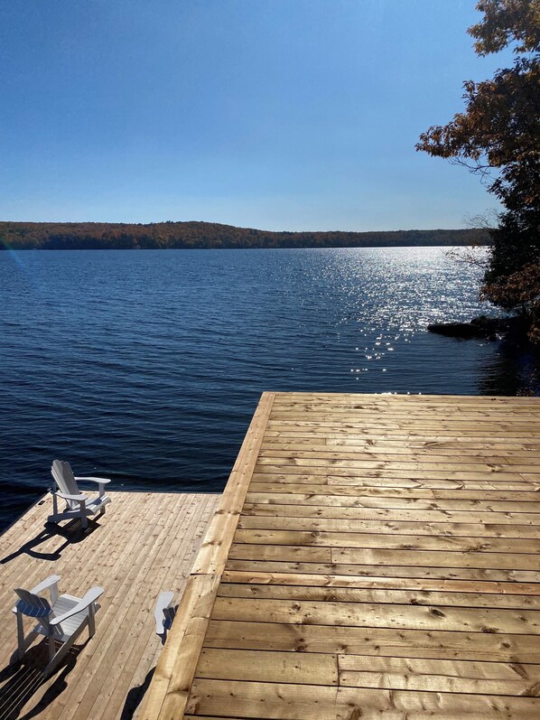 Terrace/patio - Cottage on Lake of Bays Bigwin Island 3 Bedroom PRIVATE MUSKOKA RETREAT (Baysville)