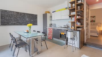 Appartement (2 Bedrooms) | Cuisine privée