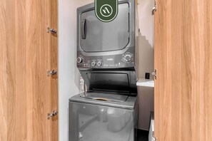 Interior - 2026 Football Retreat | Luxury Studio - Gym & Pool (Ciudad de México)