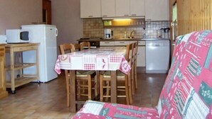 Unclassified image, 5 of 21, button - 1st floor, balcony, fireplace or stove, parking, ski locker, 52m², Le Grand Bornand (Le Grand-Bornand)