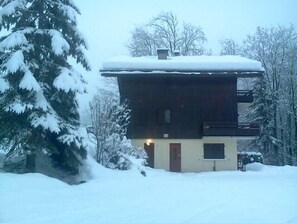 Exterior - 1st floor, balcony, parking, 24m², Le Grand Bornand (Le Grand-Bornand)