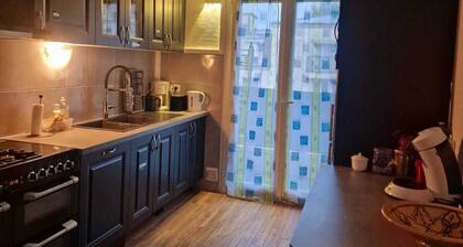 Le Grand Robinson, à 6 minutes du RER B Robinson, idéal pour les familles.