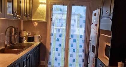 Le Grand Robinson, à 6 minutes du RER B Robinson, idéal pour les familles.