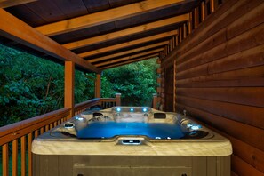 Bain à remous extérieur