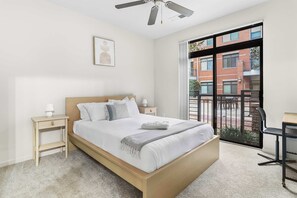 2 bedrooms, iron/ironing board, WiFi, bed sheets