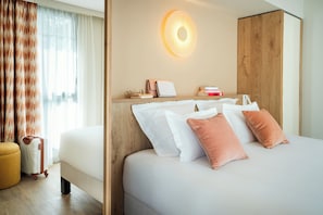 Apartment, 2 Bedrooms | In-room safe, soundproofing, free WiFi, bed sheets - La Résidence - Thalazur Arcachon (Arcachon)