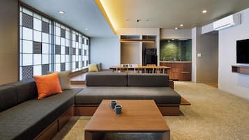 Executive Apartment | In-room safe, free WiFi