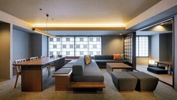 Premium Apartment | In-room safe, free WiFi