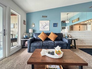 TV - 371 Stunning Lakeview, close to SDC, Welcome Home (Kimberling City)