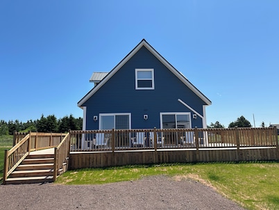 Newly Built Ocean View Cottage, Minutes To Thunder Cove Beach